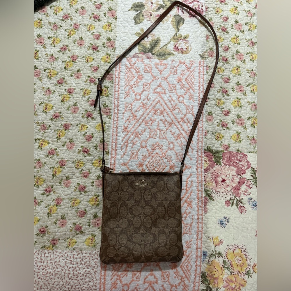 Coach Logo Crossbody Purse with Gold Hardware
